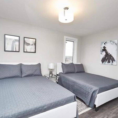 Clifton Hill Hideaway 2B -Two Bedroom Condo Ниагара-Фолс Экстерьер фото